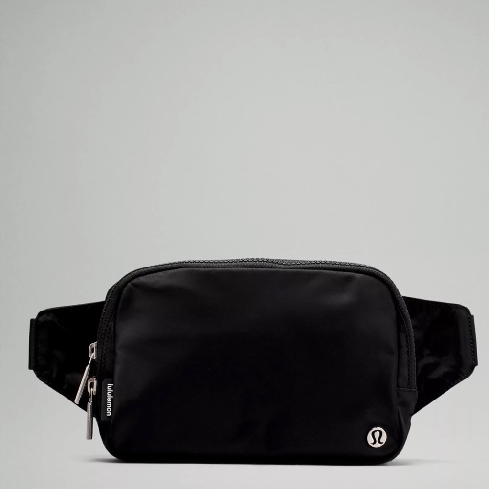 Lululemon Large Everywhere Belt Bag